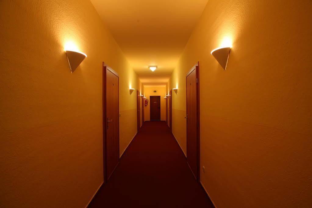 Hotel Garni Harzer Hof Osterode am Harz Екстериор снимка